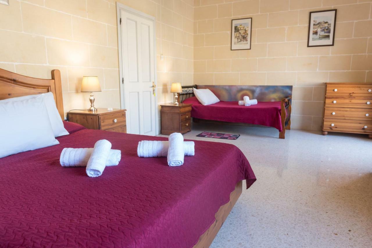 Acomodation House Kavarna Xaghra Bagian luar foto
